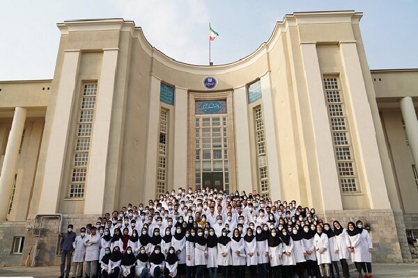 آزمون استخدامی پیمانی دانشگاه علوم پزشکی شیراز برگزار می‌شود