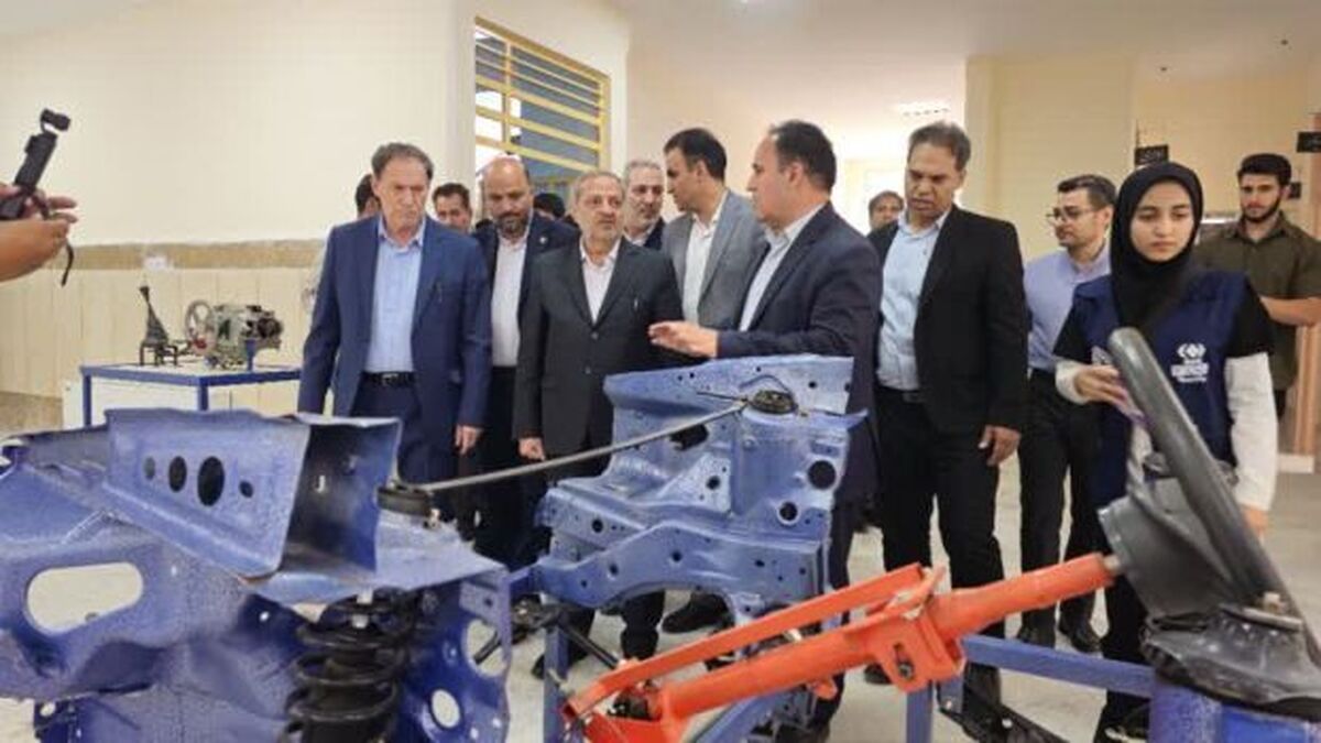 دانش‌آموزان بر اساس علایق و استعدادهای خود وارد بازار کار شوند/توسعه هنرستان‌ها در دستور کار آموزش و پرورش